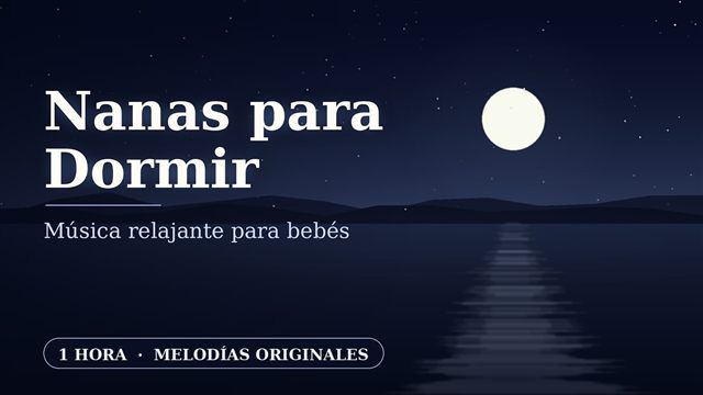 La luna llena reflejada en un lago en calma